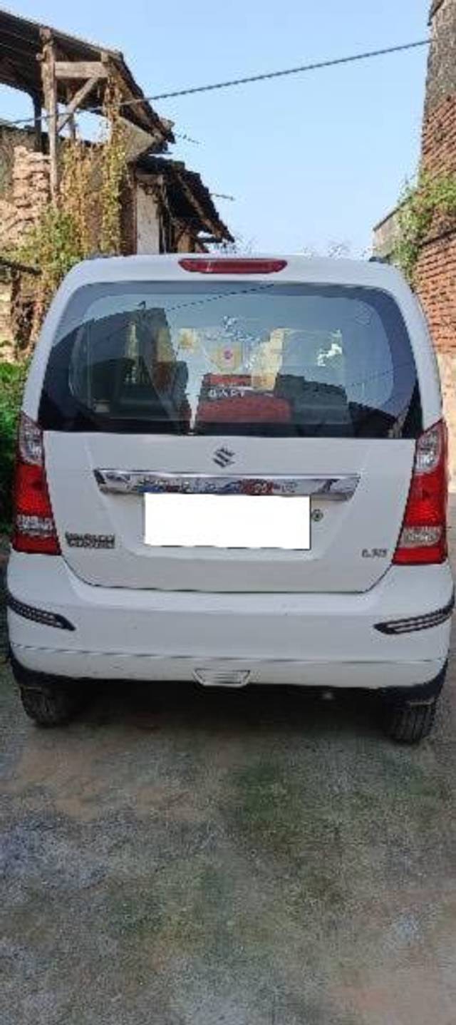 https://images10.gaadi.com/usedcar_image/4223470/original/processed_2689a97b-6986-4f87-bd06-96f797b3cb3c.jpg?imwidth=6401