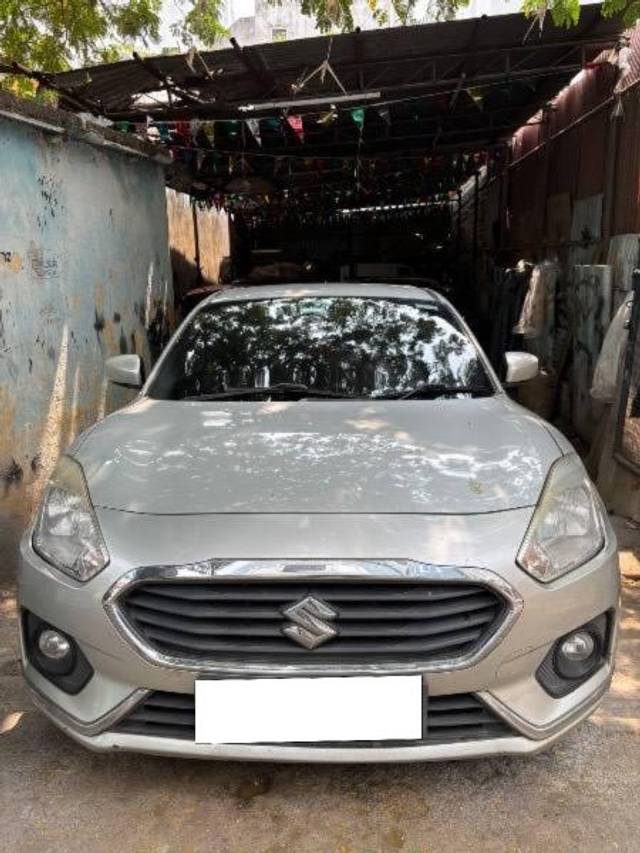 https://images10.gaadi.com/usedcar_image/4223536/original/processed_f6e930b0-635d-4578-bda4-d4922ce95cd9.jpg?imwidth=6400