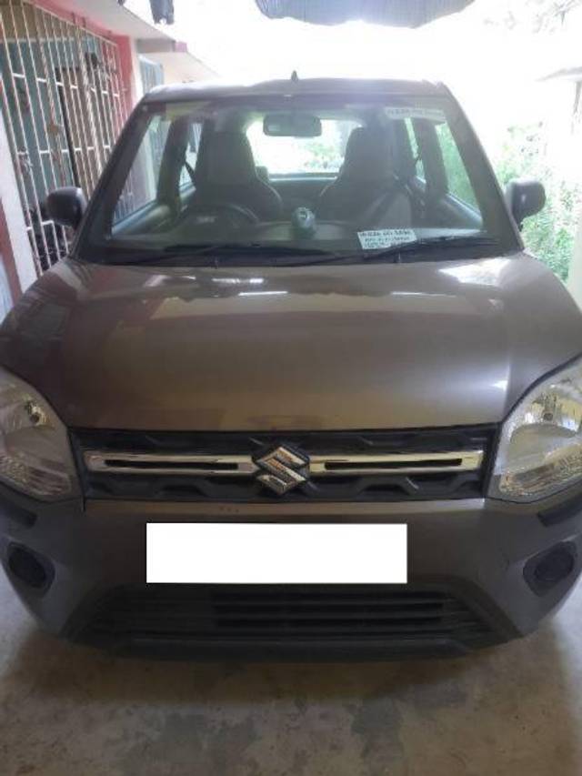 https://images10.gaadi.com/usedcar_image/4223699/original/processed_4cbe88a1-a609-437a-9968-b55ba65c6a03.jpg?imwidth=6400