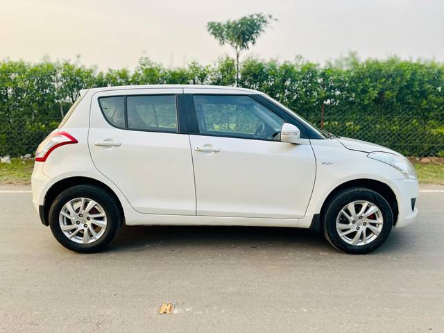 https://images10.gaadi.com/usedcar_image/4223746/original/e9cbb55ed2b333fe26f64662eb116742.jpg?imwidth=6401