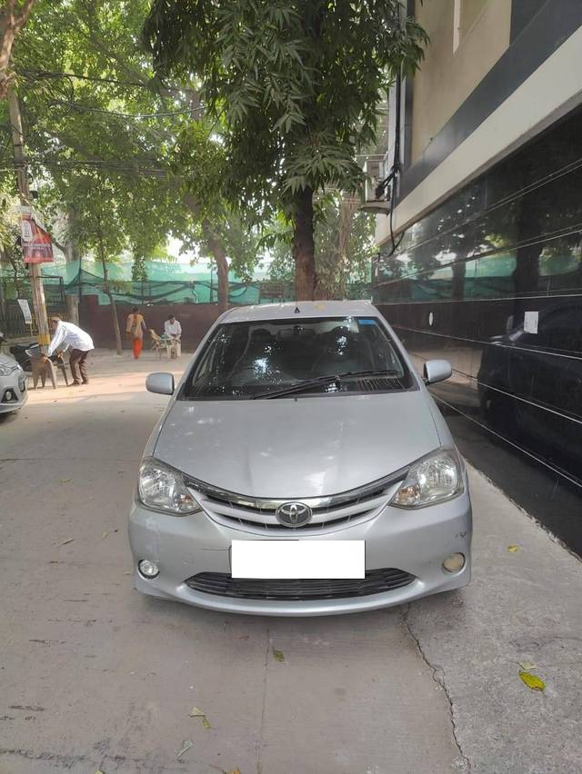 https://images10.gaadi.com/usedcar_image/4223761/original/processed_23bd0568b9081ca6bb20061cdecbed5f.jpg?imwidth=6402