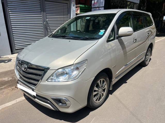 https://images10.gaadi.com/usedcar_image/4223839/original/processed_1ce1f88ad08abc6a97921cb8124cab8d.jpg?imwidth=6400