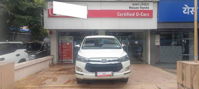 https://images10.gaadi.com/usedcar_image/4223936/original/processed_22ec2b227bd0063f4361364036a33bc5.jpeg?imwidth=6402