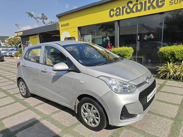 https://images10.gaadi.com/usedcar_image/4223938/original/processed_4f3b0ed7607c6a168ec5c67ce17087e9.jpg?imwidth=6400