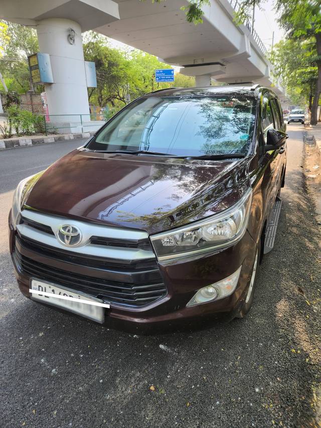 https://images10.gaadi.com/usedcar_image/4223980/original/processed_39b18a423f3baef5db327bb49cd36359.jpg?imwidth=6402