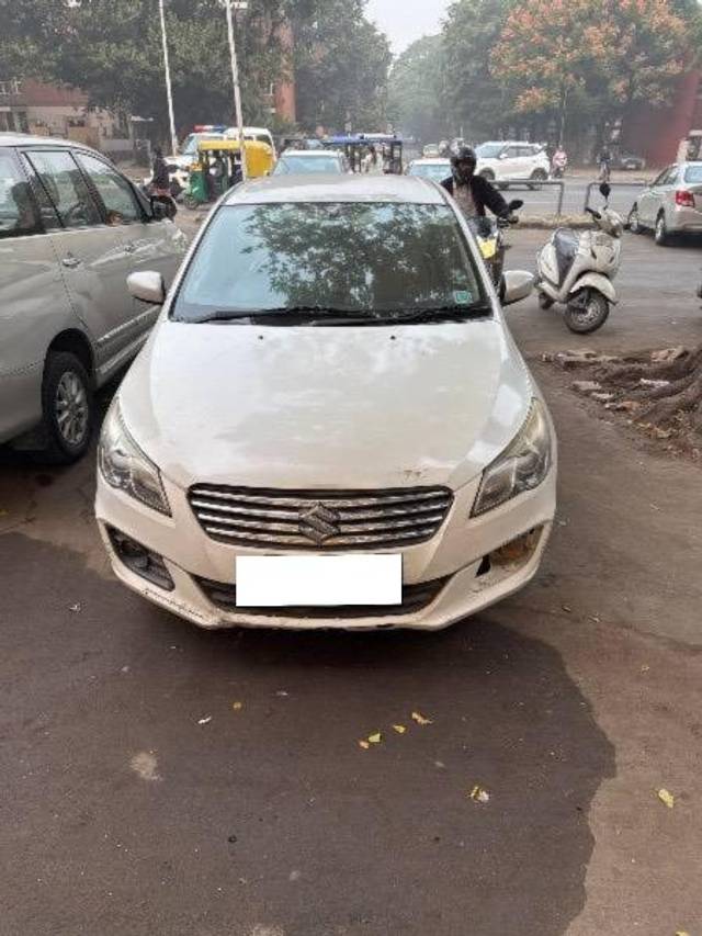 https://images10.gaadi.com/usedcar_image/4223982/original/processed_69b62891-b63b-4b8a-ab42-a6cd7093e1d5.jpg?imwidth=6402