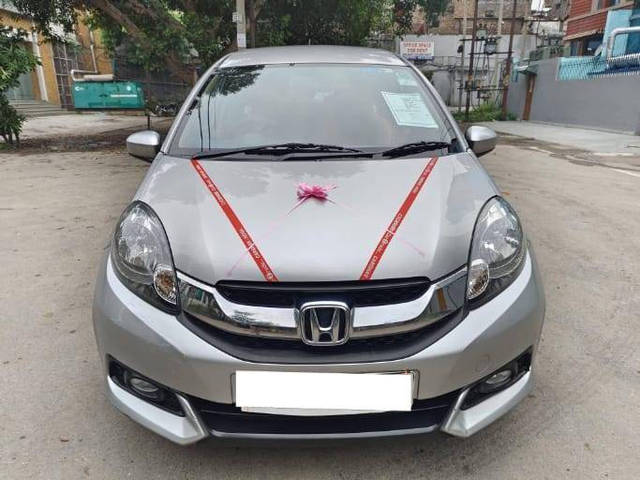 https://images10.gaadi.com/usedcar_image/4223983/original/processed_c2d358ab0824aa45f6a156470f37b90b.png?imwidth=6402