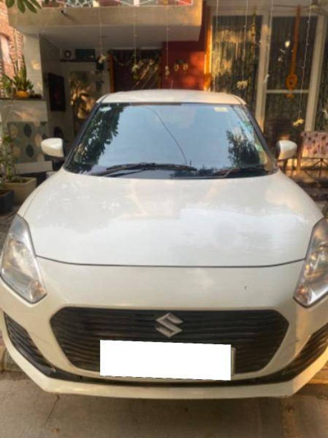 https://images10.gaadi.com/usedcar_image/4223996/original/efe413e365a0ba2ef06f4e7543f3b25c.jpg?imwidth=6400