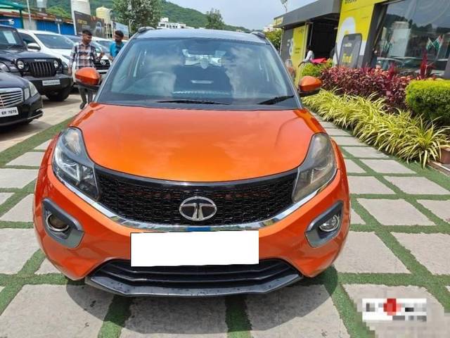 https://images10.gaadi.com/usedcar_image/4224042/original/processed_b07487423232bff3f1a11c977fde7dab.jpg?imwidth=6400