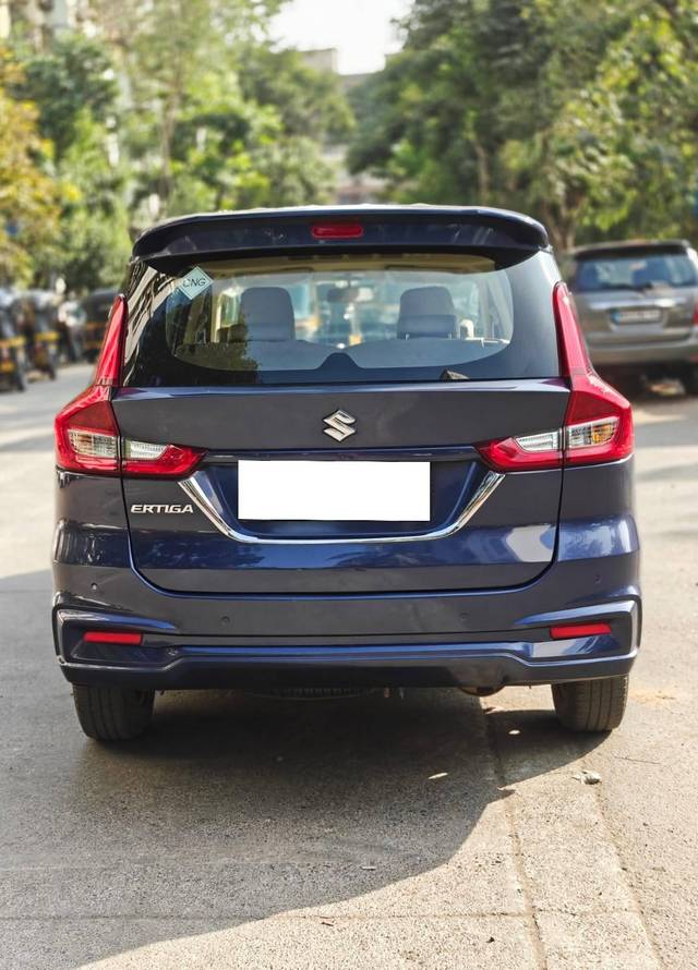 https://images10.gaadi.com/usedcar_image/4224075/original/processed_08a888e12988dd21cd2aa0af31ef9180.jpg?imwidth=6402