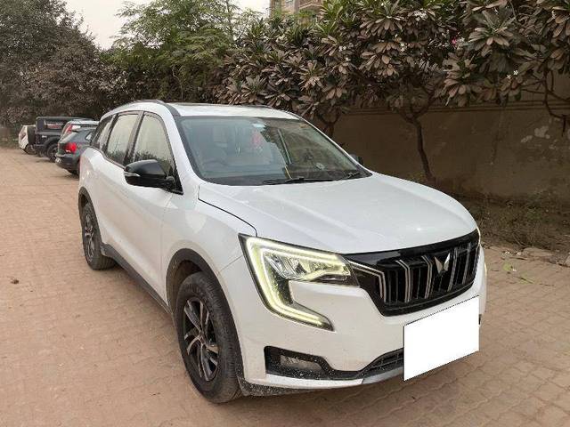 https://images10.gaadi.com/usedcar_image/4224146/original/5baf7779117b487688d111b70eec6a63.jpg?imwidth=6400