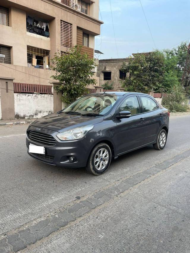 https://images10.gaadi.com/usedcar_image/4224177/original/processed_95063f5dd1b10b45494925dab22d2722.jpg?imwidth=6400