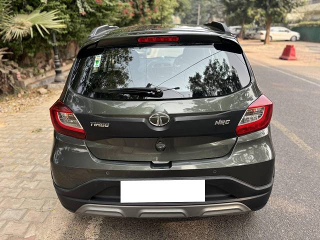 https://images10.gaadi.com/usedcar_image/4224209/original/processed_579c7bcbb72b2680d5e949d5e2512617.jpg?imwidth=6401