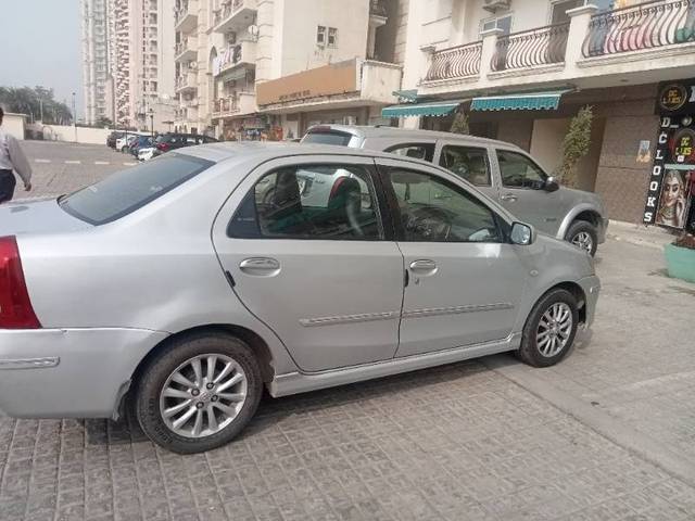 https://images10.gaadi.com/usedcar_image/4224222/original/da41feb2d8323220f48e3764c9720ca1.jpg?imwidth=6402