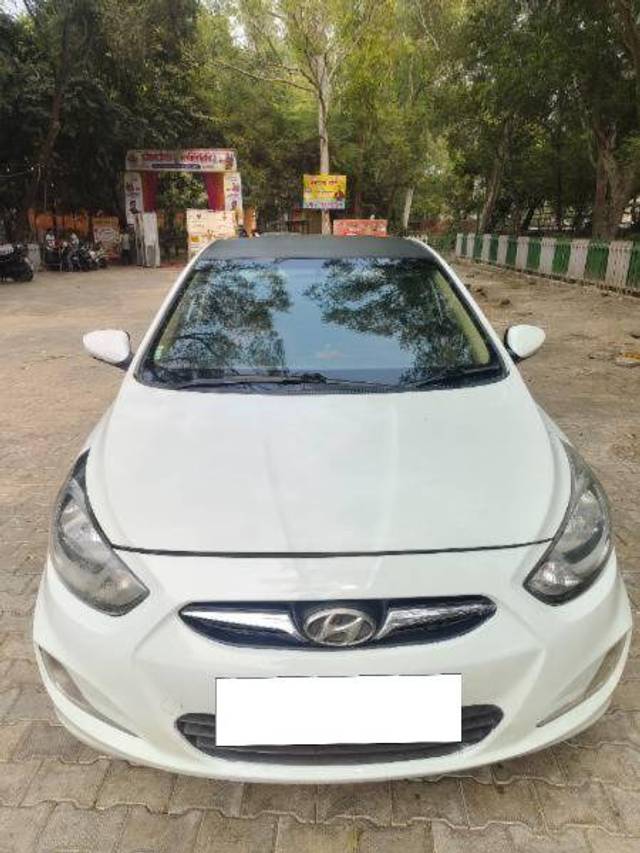 https://images10.gaadi.com/usedcar_image/4224283/original/66adc419fb43aa621b816bf25ca05f60.jpg?imwidth=6400