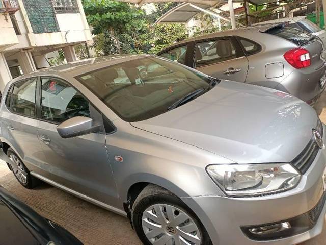 https://images10.gaadi.com/usedcar_image/4224353/original/processed_e94d6e7b-4d73-4a1b-b097-ac0e5238cdd1.jpg?imwidth=6401