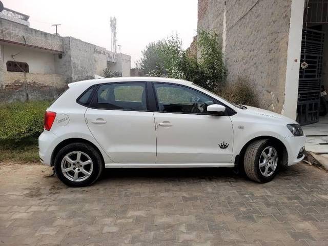 https://images10.gaadi.com/usedcar_image/4224487/original/processed_db3b0728-869b-4c56-8bd5-040020e6de4c.jpg?imwidth=6401