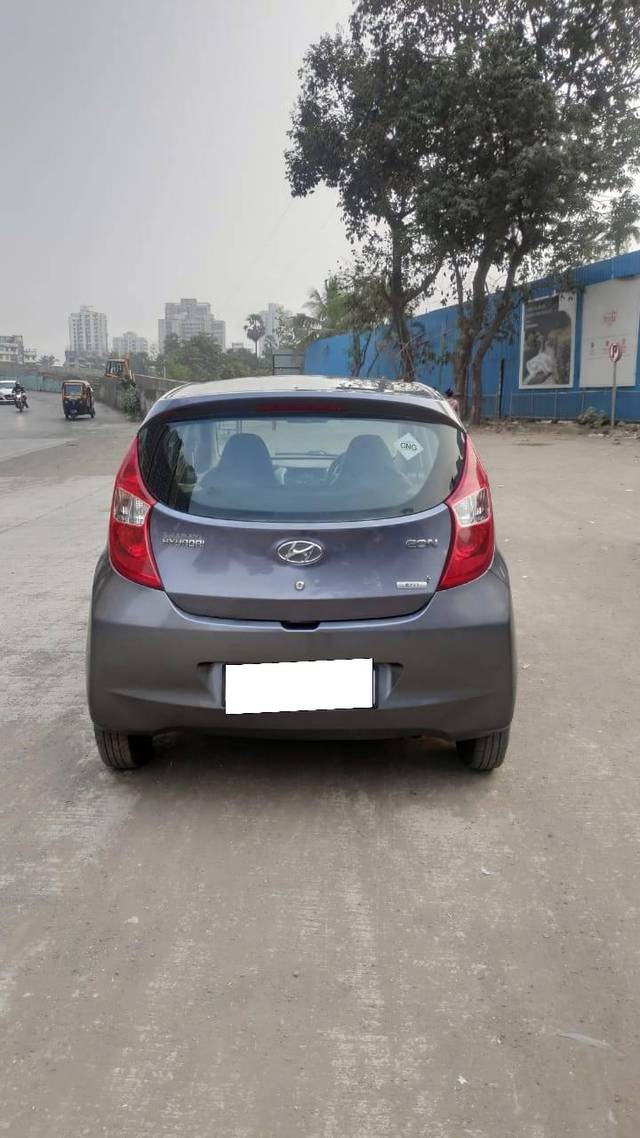 https://images10.gaadi.com/usedcar_image/4224543/original/processed_ebcce234dc918e641f4e6b861e5218eb.jpg?imwidth=6402