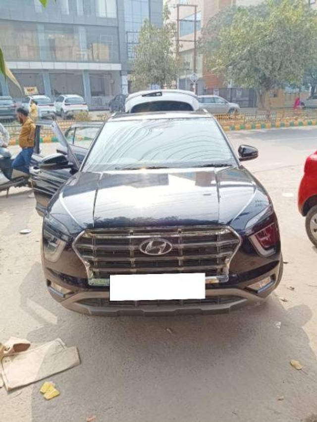 https://images10.gaadi.com/usedcar_image/4224713/original/0037adcdd7060af3165719399fa9e7b9.jpg?imwidth=6400