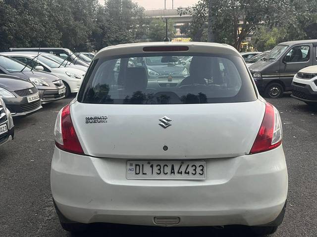 https://images10.gaadi.com/usedcar_image/4224766/original/processed_9d507fae8e202a1322530177f04c05f4.jpg?imwidth=6402