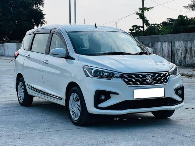 https://images10.gaadi.com/usedcar_image/4224929/original/processed_b464a227e182d9046f2a7a5edb5b8f09.jpg?imwidth=6400