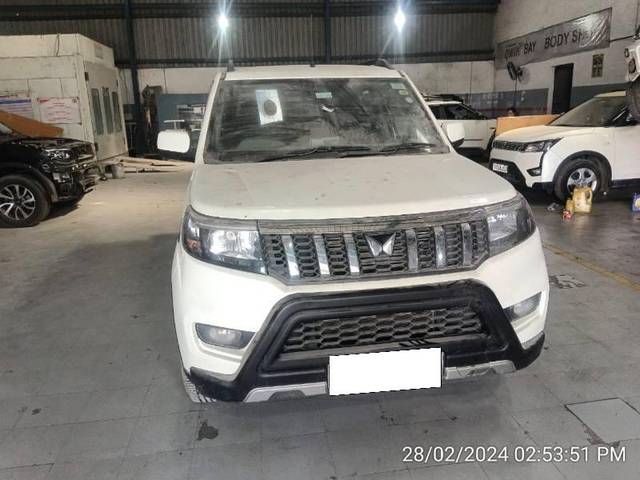 https://images10.gaadi.com/usedcar_image/4224978/original/processed_64f79285-474d-4530-a333-5e883a7408e2.jpg?imwidth=6400