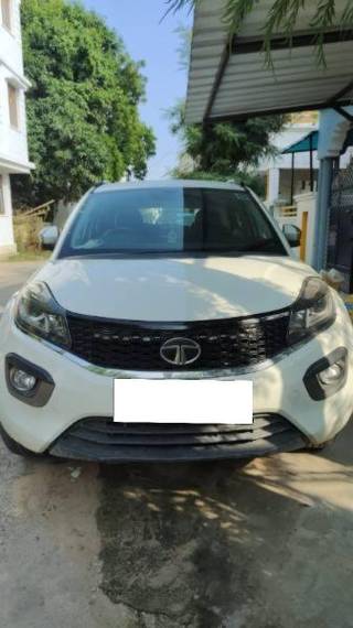 Tata Nexon 2017-2020 Tata Nexon 1.2 Revotron XZ Plus