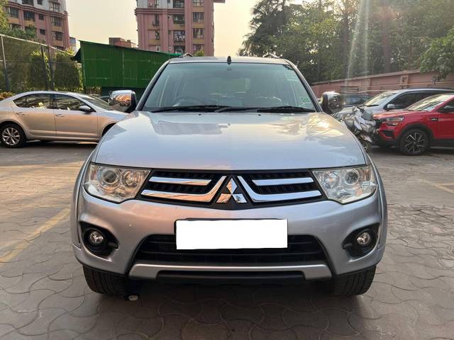 https://images10.gaadi.com/usedcar_image/4225036/original/processed_f3029b9810f0bb98810bc7ea06127399.jpg?imwidth=6400