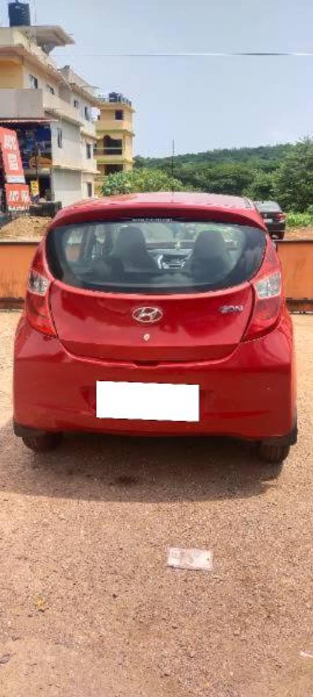 https://images10.gaadi.com/usedcar_image/4225096/original/processed_1013c66d-362c-4982-9021-c61455e614cd.jpg?imwidth=6401