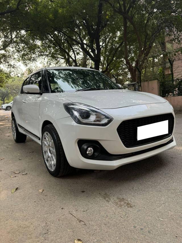 https://images10.gaadi.com/usedcar_image/4225382/original/processed_43078de5752cce17f0bd05bc7fc0e4da.jpeg?imwidth=6400