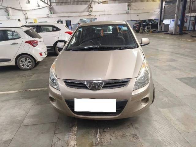 https://images10.gaadi.com/usedcar_image/4225386/original/d8da6c646ab8c9ea3e70050371f821e4.jpeg?imwidth=6400