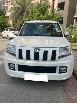 Mahindra TUV 300 2015-2019 Mahindra TUV 300 T8