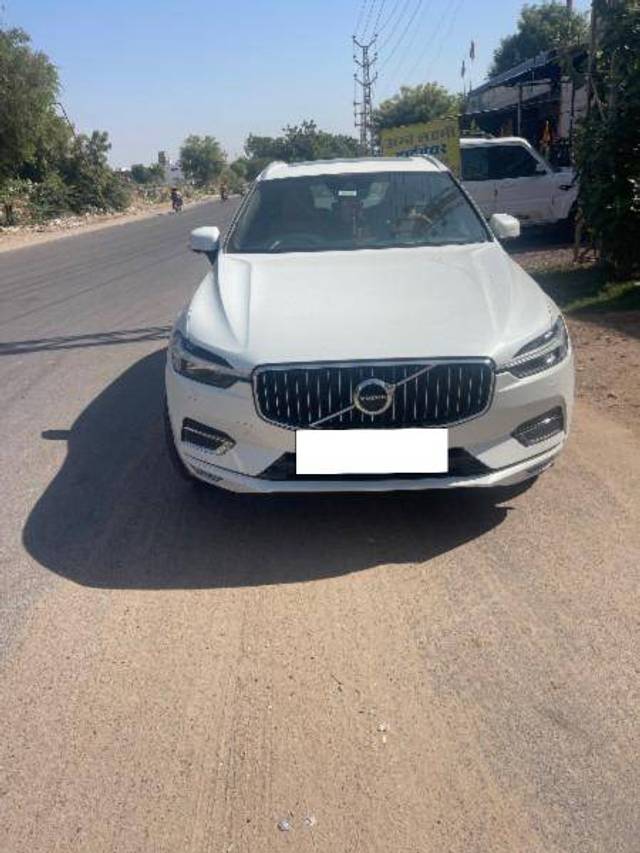 https://images10.gaadi.com/usedcar_image/4225462/original/100786b21b5efb64f341e0afd5445799.jpeg?imwidth=6400