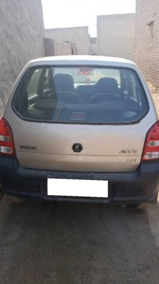 https://images10.gaadi.com/usedcar_image/4225497/original/processed_47ca2584-06c0-4248-9169-7295a4605efc.jpeg?imwidth=6401