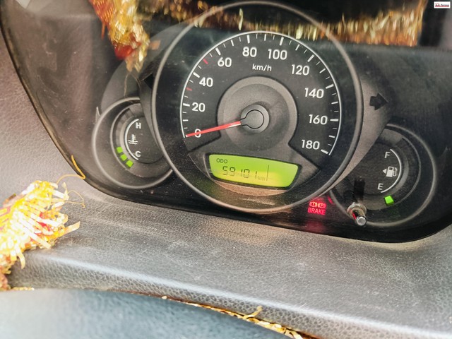 Second-hand 2015 Hyundai EON Era for sale in Rajahmundry-5