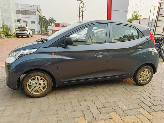 Second-hand 2015 Hyundai EON Era for sale in Rajahmundry-2