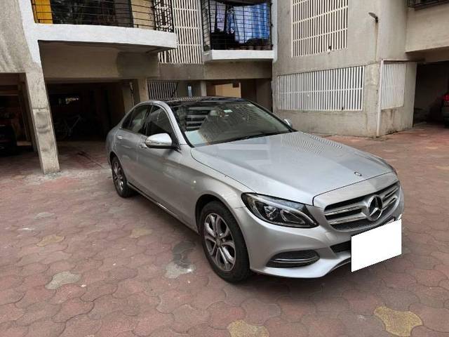 https://images10.gaadi.com/usedcar_image/4225557/original/processed_88a8e531-9aea-43e9-b1c3-d1db082a0339.jpg?imwidth=6400