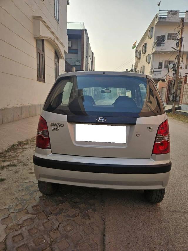 https://images10.gaadi.com/usedcar_image/4225587/original/processed_f79ed17d752bc2bbd14fd50b9a7f27dc.jpg?imwidth=6402