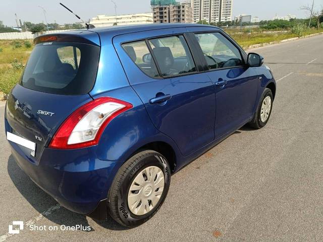 https://images10.gaadi.com/usedcar_image/4225608/original/processed_3d55e5aaa3e78631206fc26c653596b6.jpg?imwidth=6402