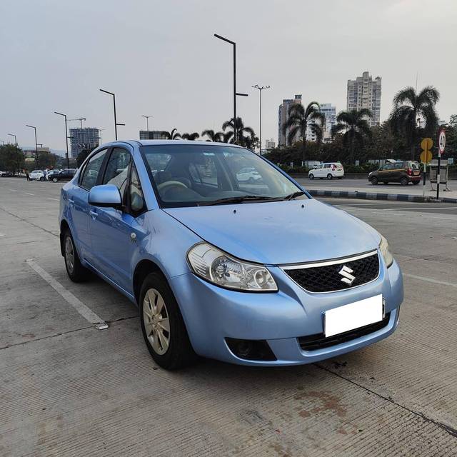 https://images10.gaadi.com/usedcar_image/4225627/original/processed_123a555c28fd37e3fb4539784b003b55.jpg?imwidth=6400