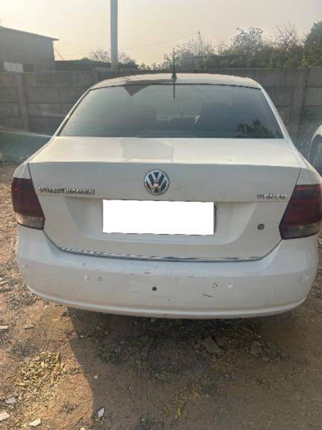 https://images10.gaadi.com/usedcar_image/4225633/original/b44bfc147ef930df2f6a3c26bd0220aa.jpeg?imwidth=6401