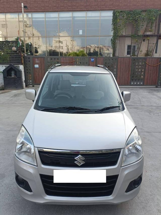 https://images10.gaadi.com/usedcar_image/4225679/original/processed_0bb4c9085c42a5ff42d35d95514e0c07.jpg?imwidth=6402