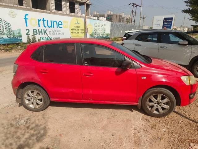 https://images10.gaadi.com/usedcar_image/4225701/original/8513502c4c65cf77b850dfd9e1e8c0c4.jpg?imwidth=6401