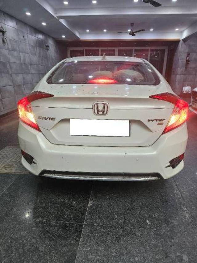 https://images10.gaadi.com/usedcar_image/4225757/original/54278190aaad7de432612d8095741f95.jpg?imwidth=6401