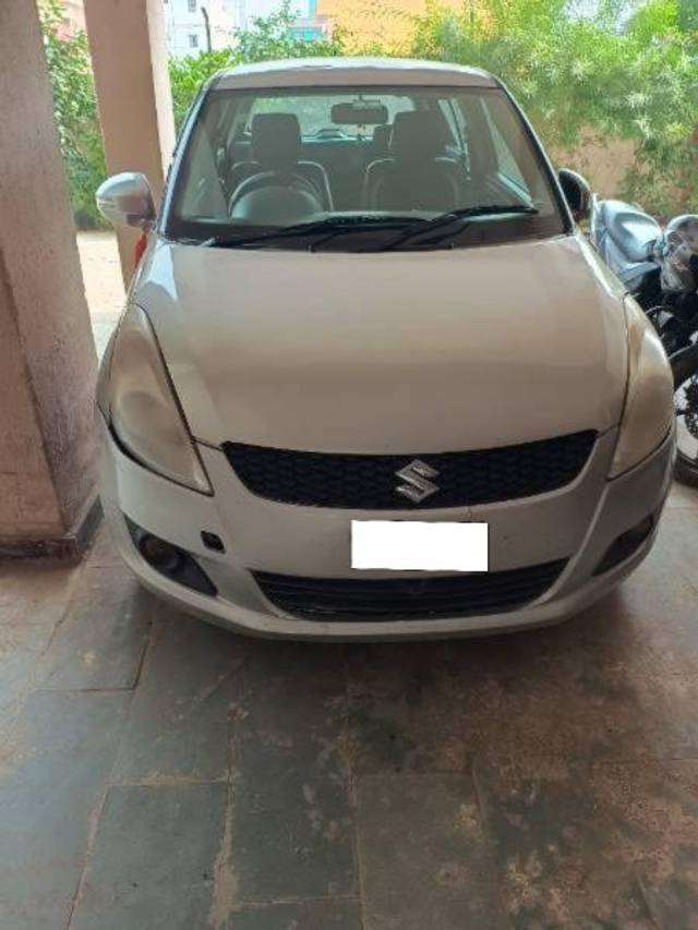 https://images10.gaadi.com/usedcar_image/4225799/original/processed_51c92e7e-e49f-4949-9426-5ef28a8ef334.jpg?imwidth=6402