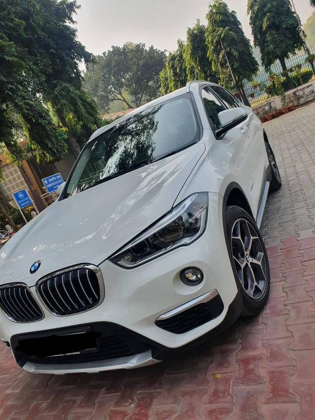 https://images10.gaadi.com/usedcar_image/4225821/original/processed_f26e64f55aed0df51c5748f0f3868358.jpg?imwidth=6401