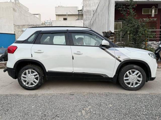 https://images10.gaadi.com/usedcar_image/4226124/original/processed_e72d075ef94f84e6094909bef215c9e1.jpg?imwidth=6401