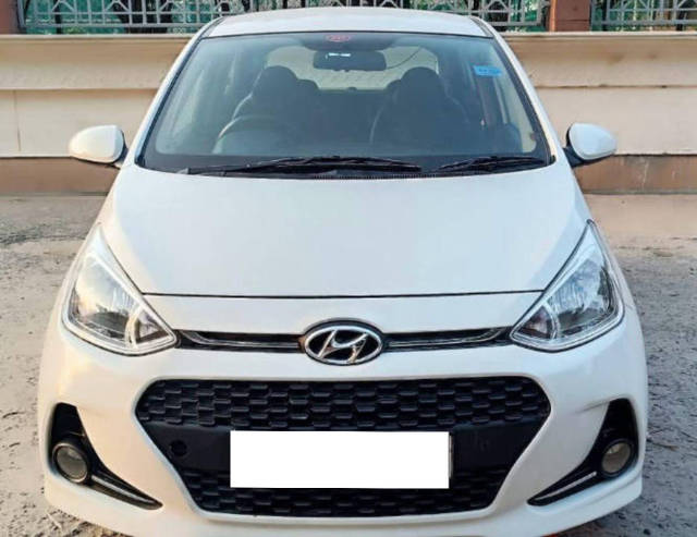 https://images10.gaadi.com/usedcar_image/4226137/original/processed_247fd3591ded214fbf0eff7345ead79d.png?imwidth=6400