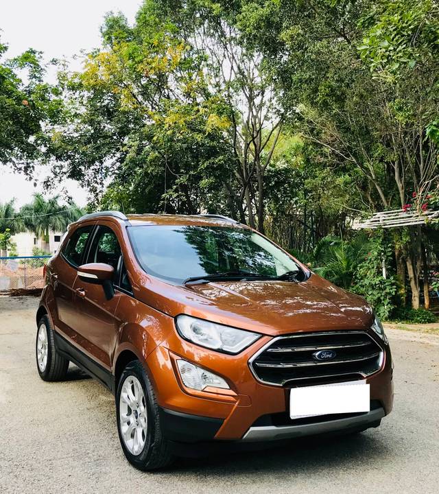 https://images10.gaadi.com/usedcar_image/4226222/original/processed_a295171470b498a71a0100d1bb0d40bb.jpeg?imwidth=6400