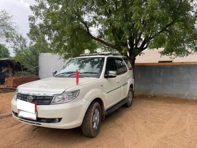 https://images10.gaadi.com/usedcar_image/4226270/original/processed_2eaacb11-12fa-41bc-9451-6e79e6a1b34e.jpg?imwidth=6401